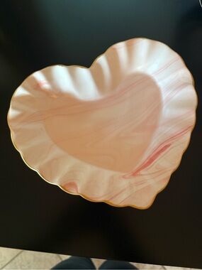 Threshold Pink Marbled Heart cake plate with Gold Rim